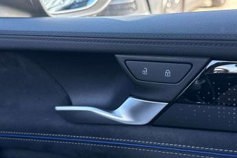 Volkswagen Passat Estate 1.5 TSI eHybrid 272 R-Line 5dr DSG