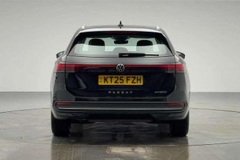 Volkswagen Passat Estate 1.5 TSI eHybrid Life 5dr DSG