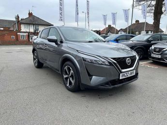 Nissan Qashqai 1.3 DiG-T MH N-Connecta 5dr