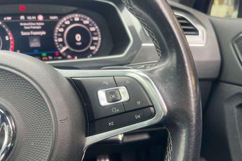 Volkswagen Tiguan 2.0 TDi 150 R-Line 5dr DSG