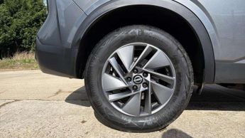 Nissan Qashqai 1.3 DiG-T MH 158 Acenta Premium 5dr Xtronic