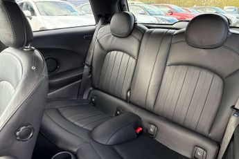 MINI Hatchback 1.5 Cooper Exclusive 3dr Auto