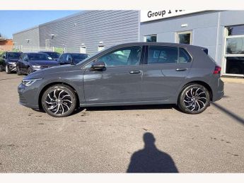 Volkswagen Golf 1.5 eTSI 150 Life 5dr DSG