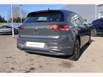 Volkswagen Golf 1.5 eTSI 150 Life 5dr DSG