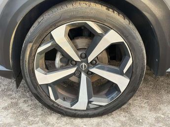 Nissan Juke 1.6 Hybrid Tekna 5dr Auto