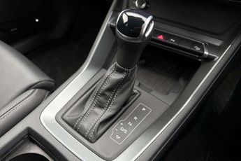 Audi Q3 35 TFSI Black Edition 5dr S Tronic [20" Alloy]