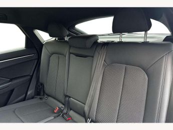 Audi Q3 35 TFSI S Line 5dr S Tronic