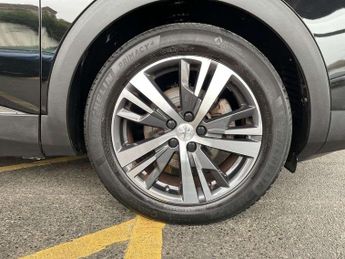 Peugeot 3008 1.5 BlueHDi Allure Premium+ 5dr EAT8