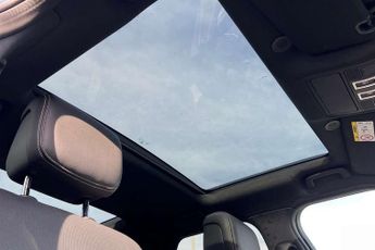 Land Rover Discovery 3.0 D300 R-Dynamic SE 5dr Auto