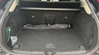 Volvo XC60 2.0 B5P Ultra Dark 5dr AWD Geartronic