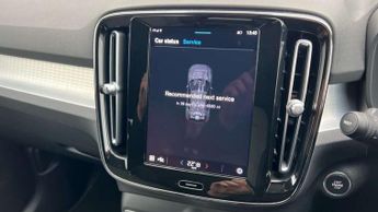 Volvo XC40 2.0 B3P Core 5dr Auto
