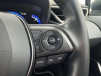 Toyota Corolla 1.8 VVT-i Hybrid Excel 5dr CVT