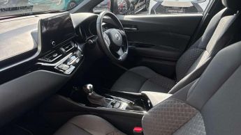 Toyota C-HR 1.8 Hybrid Design 5dr CVT
