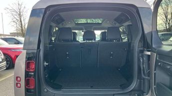 Land Rover Defender 3.0 D300 HSE 110 5dr Auto