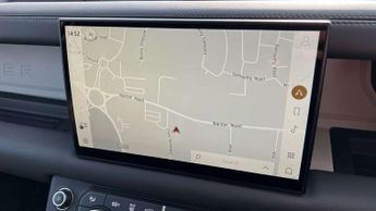 Land Rover Defender 3.0 D300 HSE 110 5dr Auto