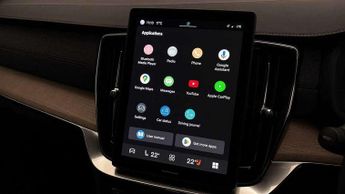 Volvo XC90 2.0 B5P Plus Dark 5dr AWD Geartronic