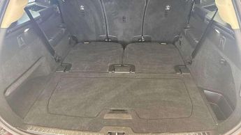 Volvo XC90 2.0 B5P Plus Dark 5dr AWD Geartronic