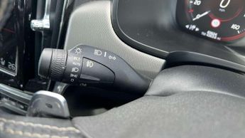 Volvo V90 2.0 D5 R DESIGN Plus 5dr AWD Geartronic