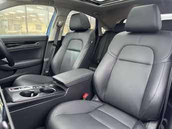 Honda Civic 2.0 eHEV Advance 5dr CVT