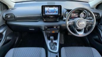 Toyota Yaris 1.5 Hybrid Design 5dr CVT