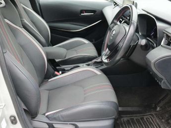 Toyota Corolla Touring Sport 2.0 VVT-i Hybrid GR Sport 5dr CVT
