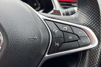 Renault Captur 1.3 TCE 140 R.S. Line 5dr EDC