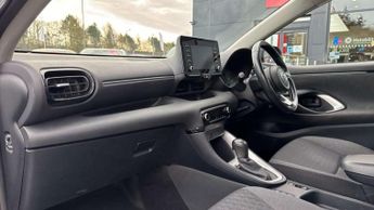 Toyota Yaris 1.5 Hybrid Icon 5dr CVT