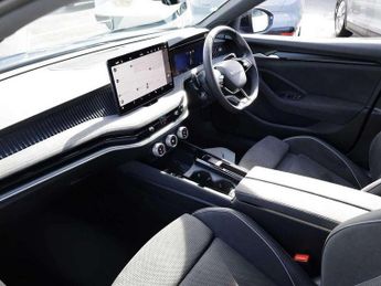 Skoda Superb 1.5 TSI e-TEC Sportline 5dr DSG