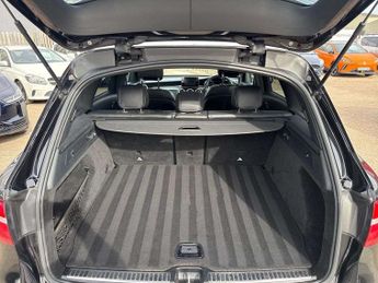 Mercedes-Benz GLC GLC 250d 4Matic AMG Line Premium 5dr 9G-Tronic