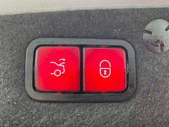 Mercedes-Benz C-Class C250d AMG Line Premium Plus 4dr 9G-Tronic