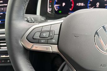 Volkswagen Polo 1.0 TSI R-Line 5dr DSG