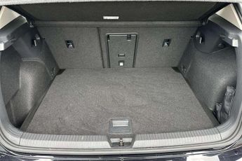 Volkswagen Golf 1.5 eTSI Active 5dr DSG