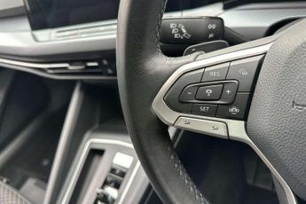 Volkswagen Golf 1.5 eTSI Active 5dr DSG