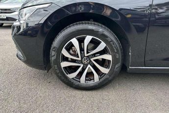 Volkswagen Golf 1.5 eTSI Active 5dr DSG