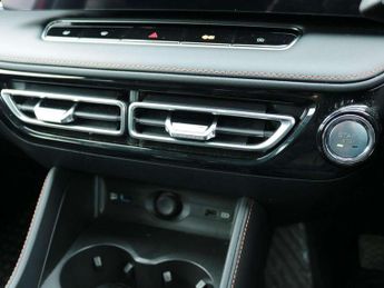 MG HS 1.5 T-GDI PHEV Trophy 5dr Auto