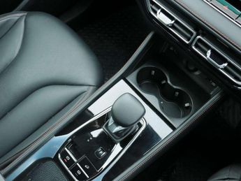 MG HS 1.5 T-GDI PHEV Trophy 5dr Auto