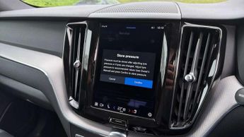 Volvo XC60 2.0 B4D Plus Dark 5dr AWD Geartronic