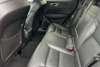 Volvo XC60 2.0 T4 190 Edition 5dr Geartronic