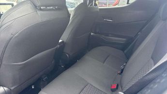 Toyota C-HR 1.8 Hybrid Design 5dr CVT