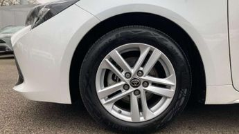 Toyota Corolla 1.8 VVT-i Hybrid Icon 5dr CVT