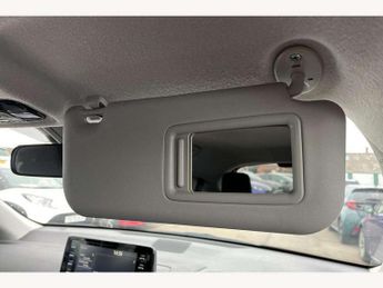 Toyota Yaris 1.5 Hybrid Design 5dr CVT