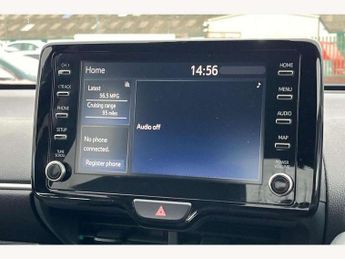 Toyota Yaris 1.5 Hybrid Design 5dr CVT