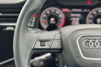 Audi Q7 55 TFSI Quattro Black Edition 5dr Tiptronic