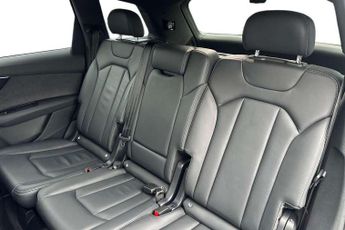 Audi Q7 55 TFSI Quattro Black Edition 5dr Tiptronic