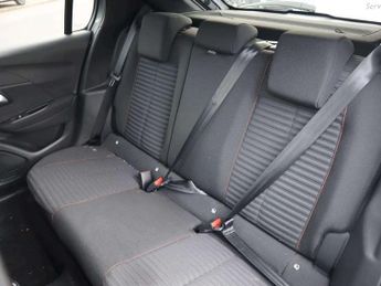 Peugeot 208 1.2 PureTech 100 Active Premium + 5dr EAT8