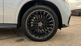 Mercedes-Benz GLC GLC 300e 4Matic Urban Edition 5dr 9G-Tronic
