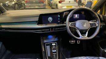Volkswagen Golf 1.5 eTSI 150 R-Line 5dr DSG