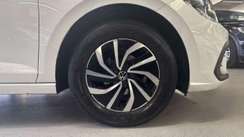 Volkswagen Polo 1.0 TSI Life 5dr DSG