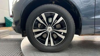 Volvo XC60 2.0 B4D Momentum 5dr AWD Geartronic