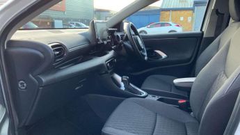 Toyota Yaris 1.5 Hybrid Design 5dr CVT